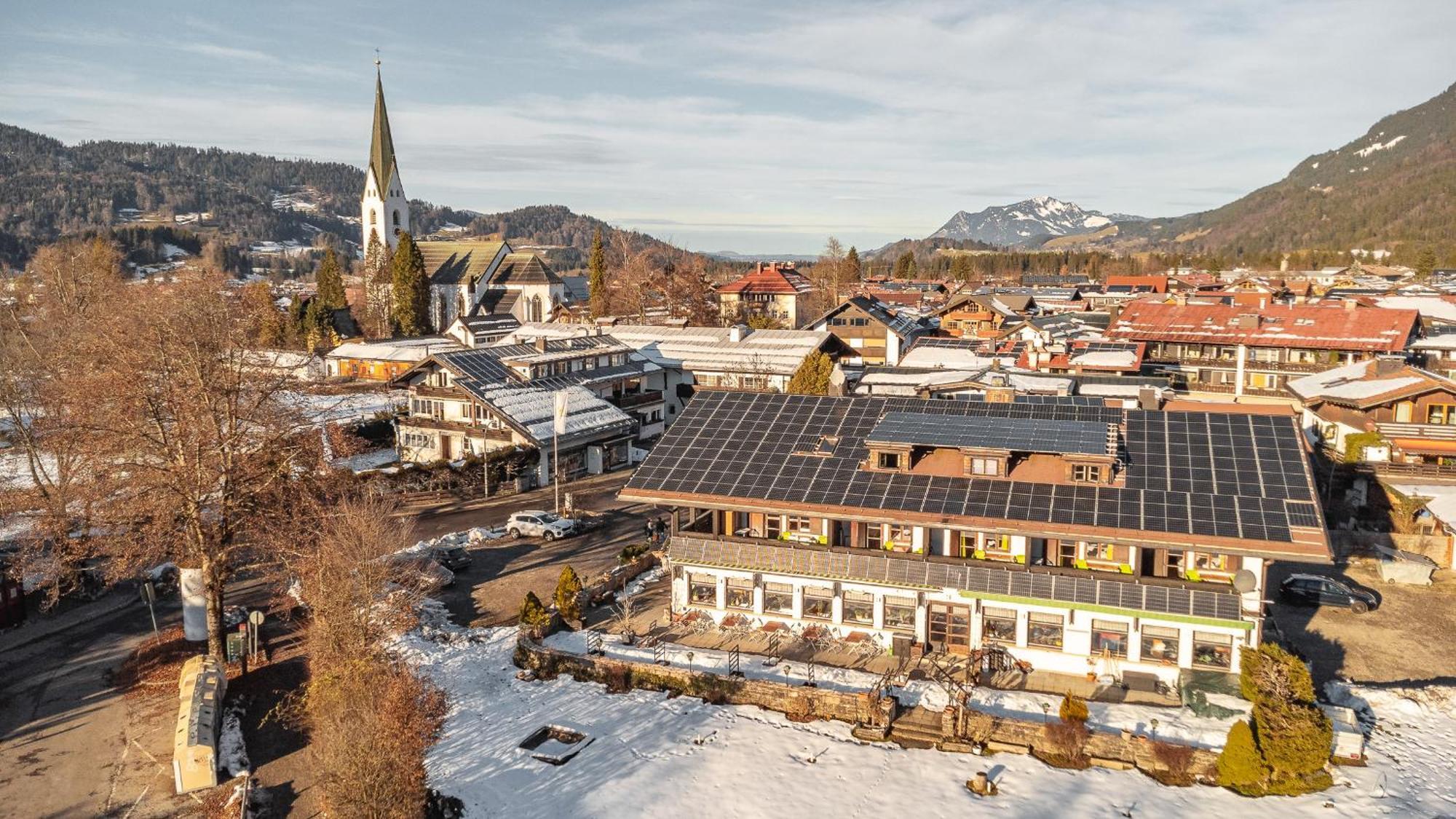 Hostel - Ron'S Guesthouse Oberstdorf Zewnętrze zdjęcie