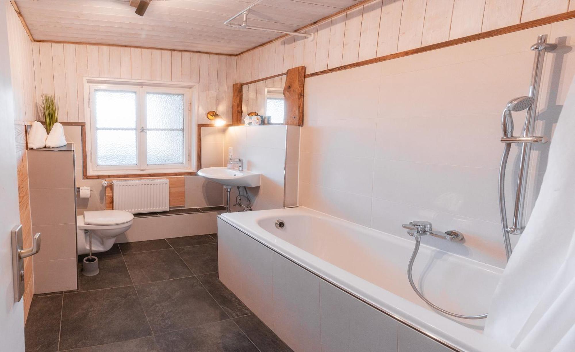 Hostel - Ron'S Guesthouse Oberstdorf Zewnętrze zdjęcie